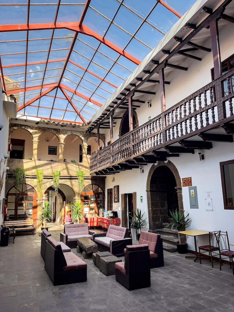 Cusco Plaza Saphi 72/75