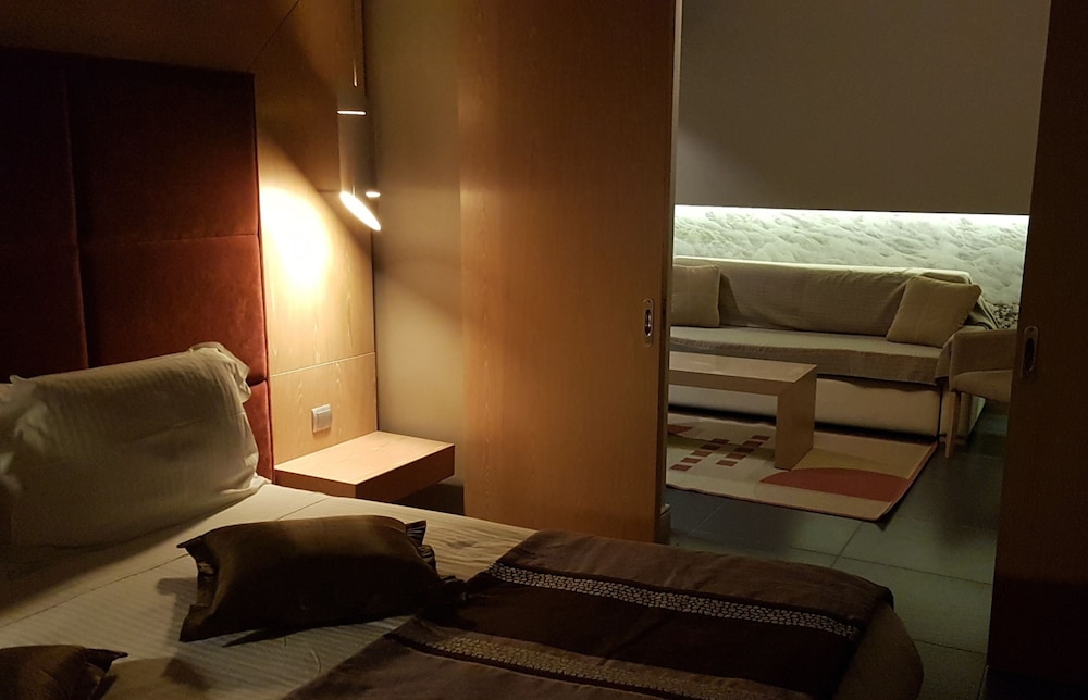 Elysion Hotel 18/43