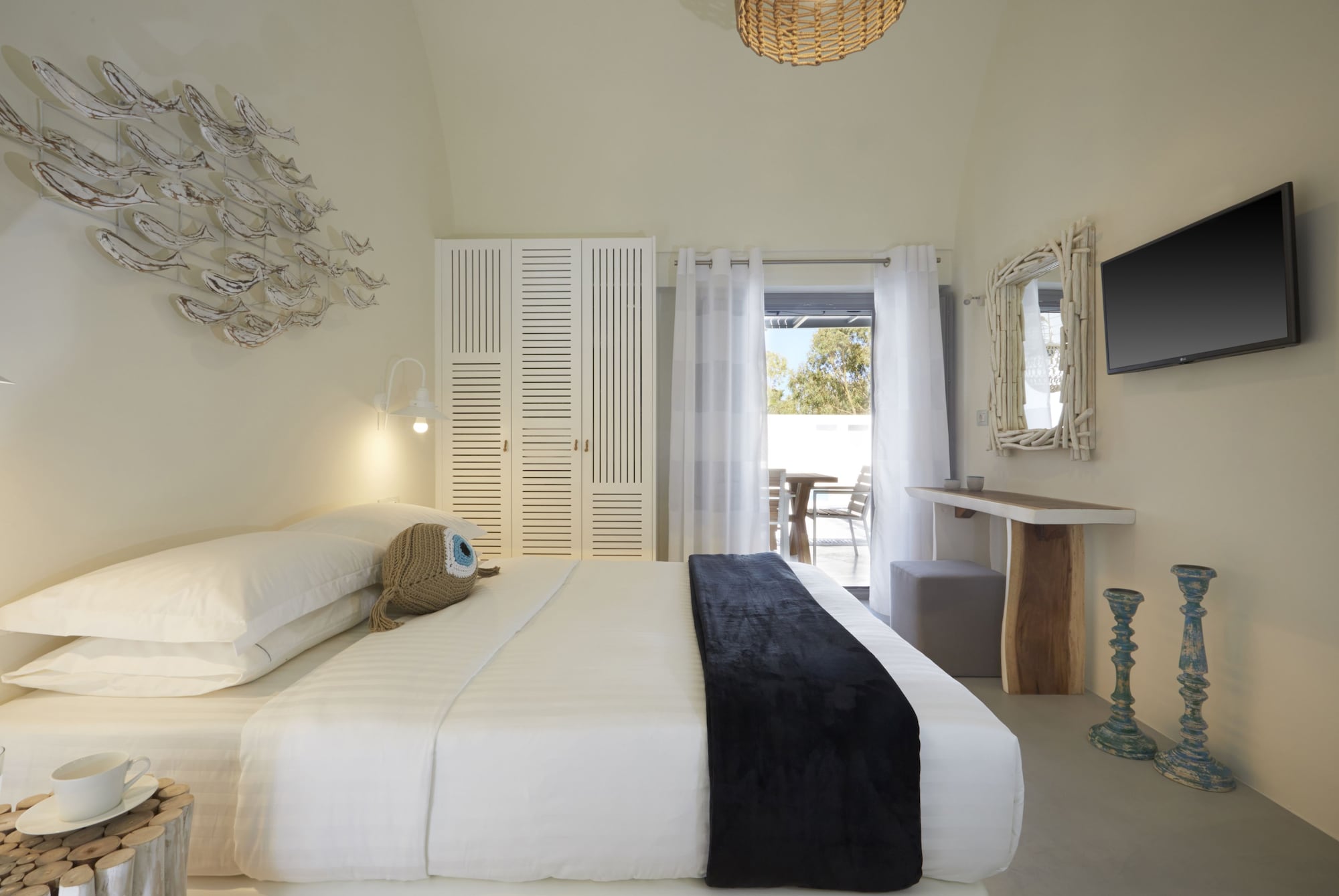 TRADITIONAL, VILLA