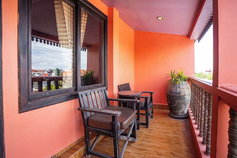 Golden Butterfly Villa 28/50