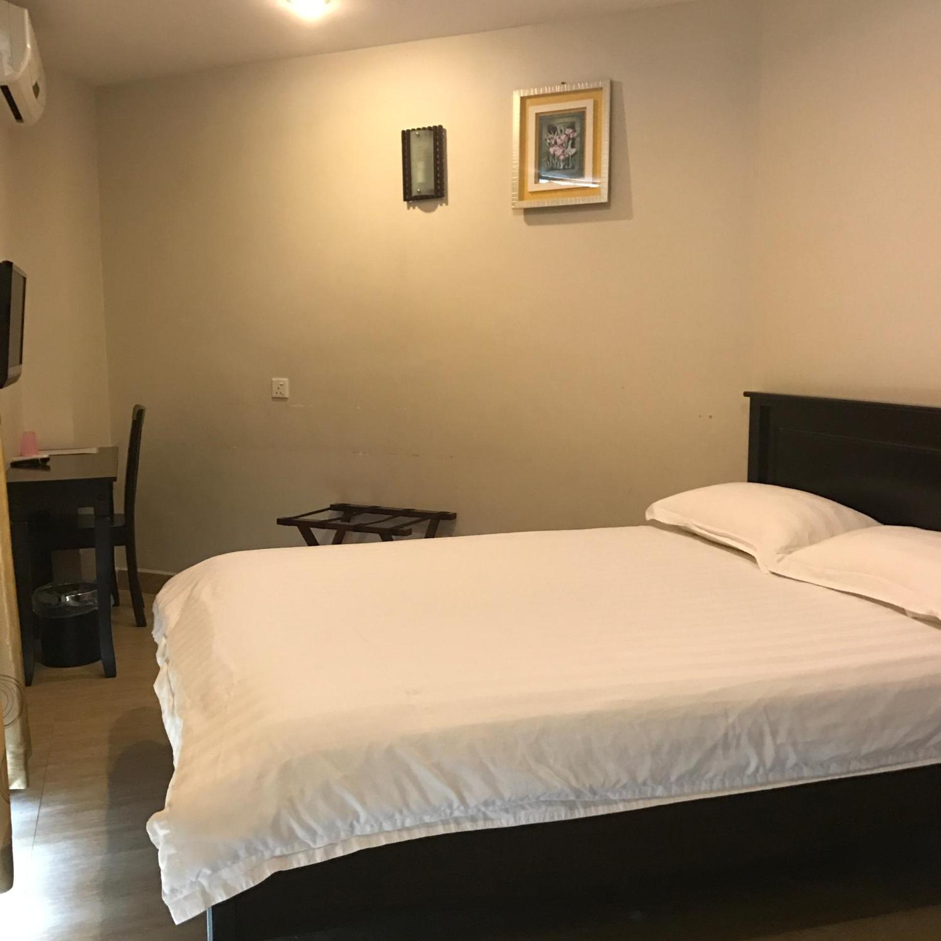Se Hotel 2 7/37
