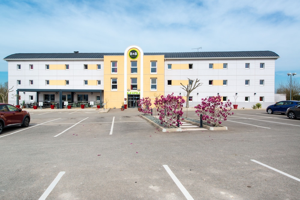 B&B Hotel Cholet Nord 55/64