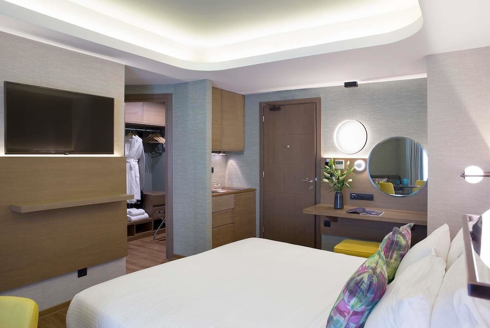 Zeus Essence Wyndham Athens Residence 38/76