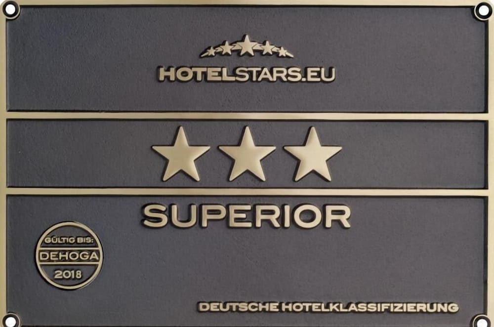 Hotel Five 28/49