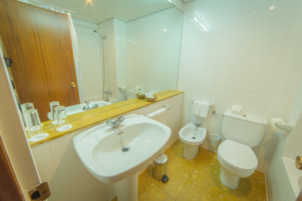 Porto Santo Hotel And Spa 13/52