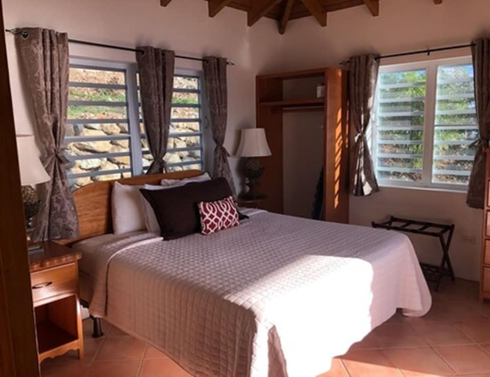 White Bay Villas 16/50