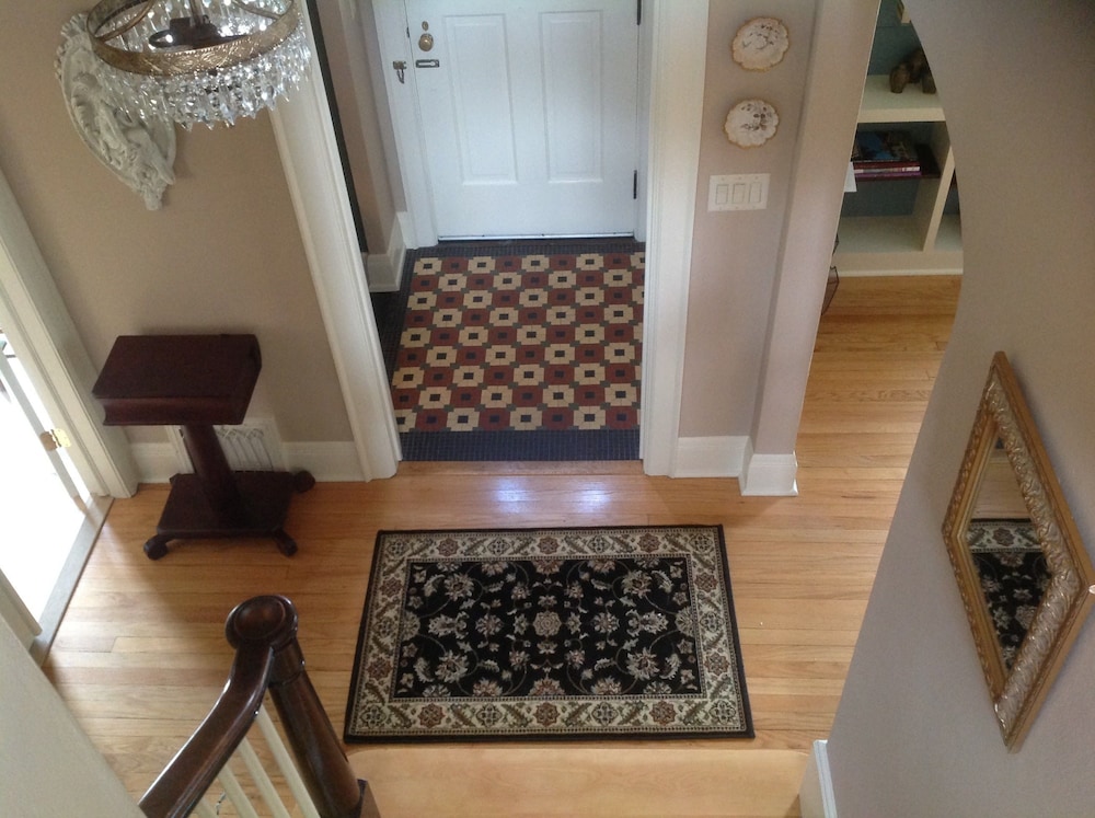 1810 Emerson House Bed & Breakfast-Adults Only 3/19