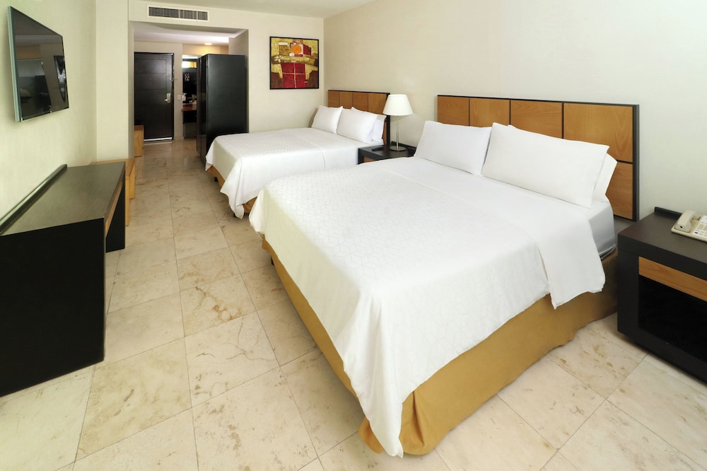 Holiday Inn Express Ciudad Del Carmen 13/50