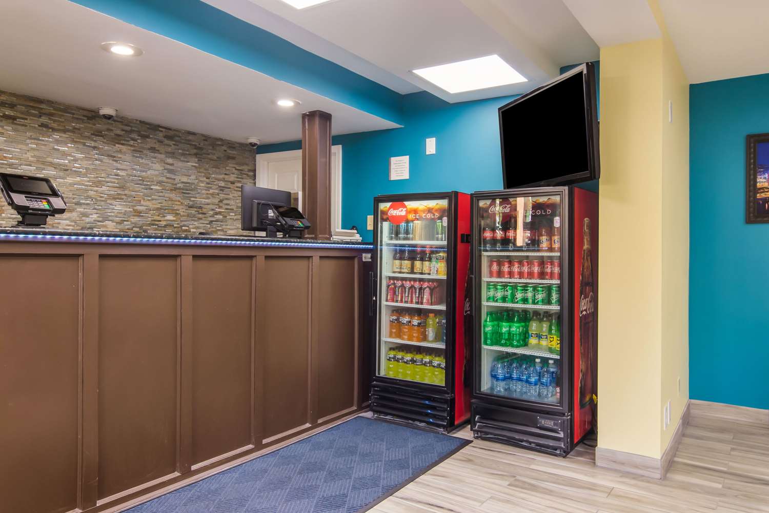 Rodeway Inn and Suites Monroeville Pittsburgh 6/42