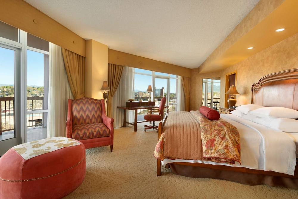 Embassy Suites by Hilton Albuquerque 43/63