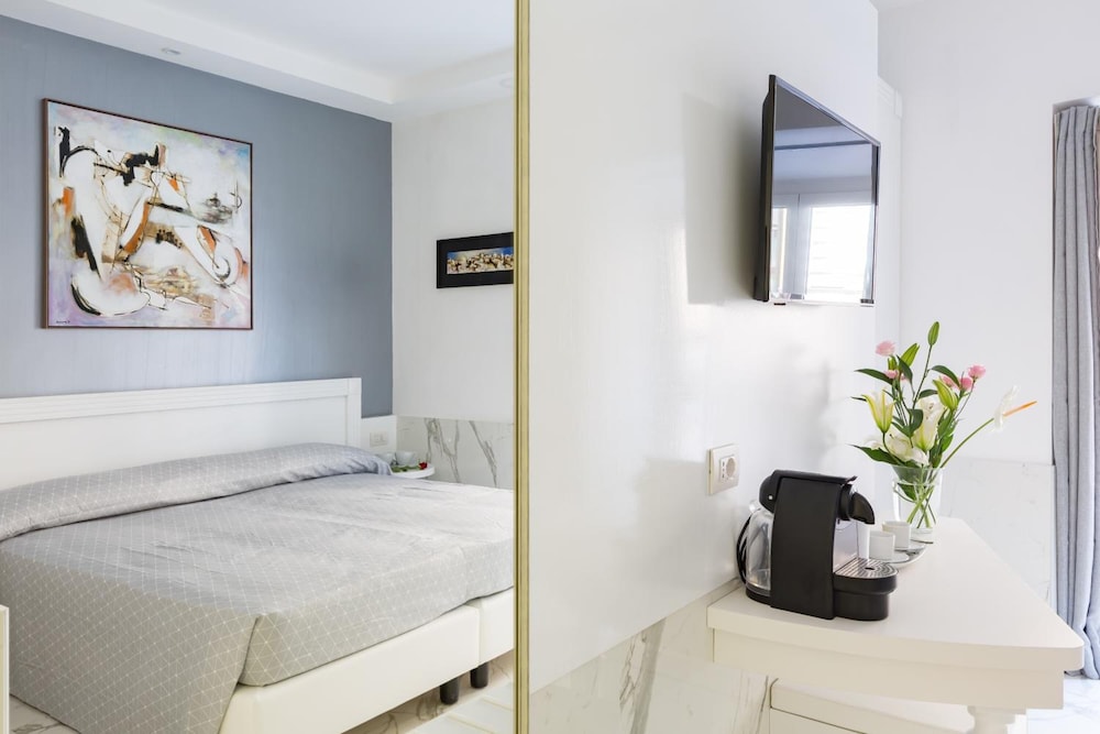 Hotel Little Aurelius 3/27
