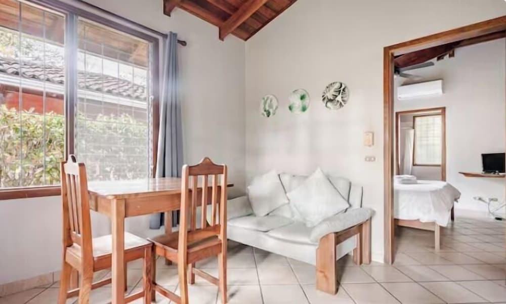 Bahia Esmeralda 53/72