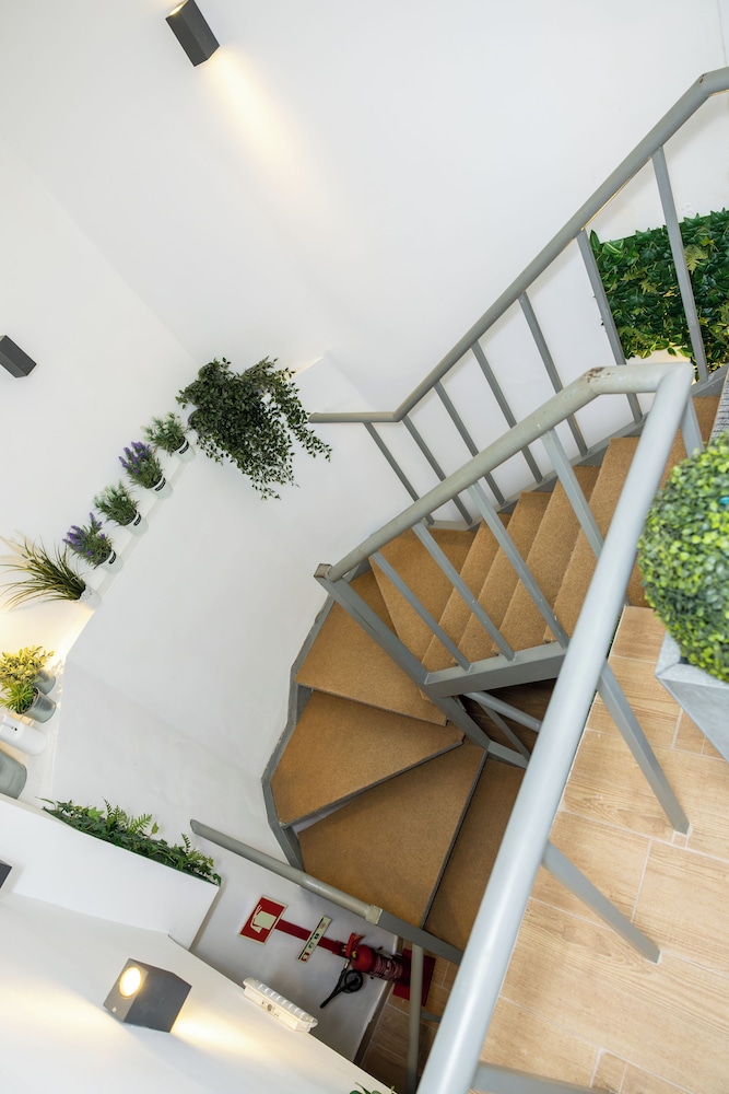 Inn Bairro Alto Bed & Breakfast 44/75