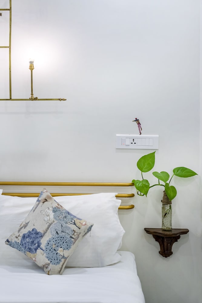 Hotel Kemps Corner 24/42