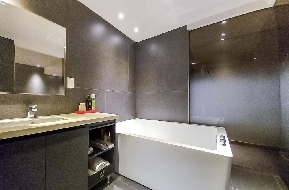 Suwon Station Myeongjak Hotel 4/57