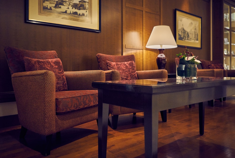 Hotel Nassauer Hof 75/84