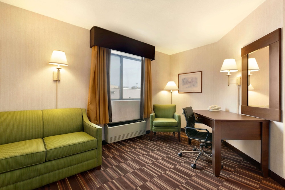 Riverdale Inn 9/14