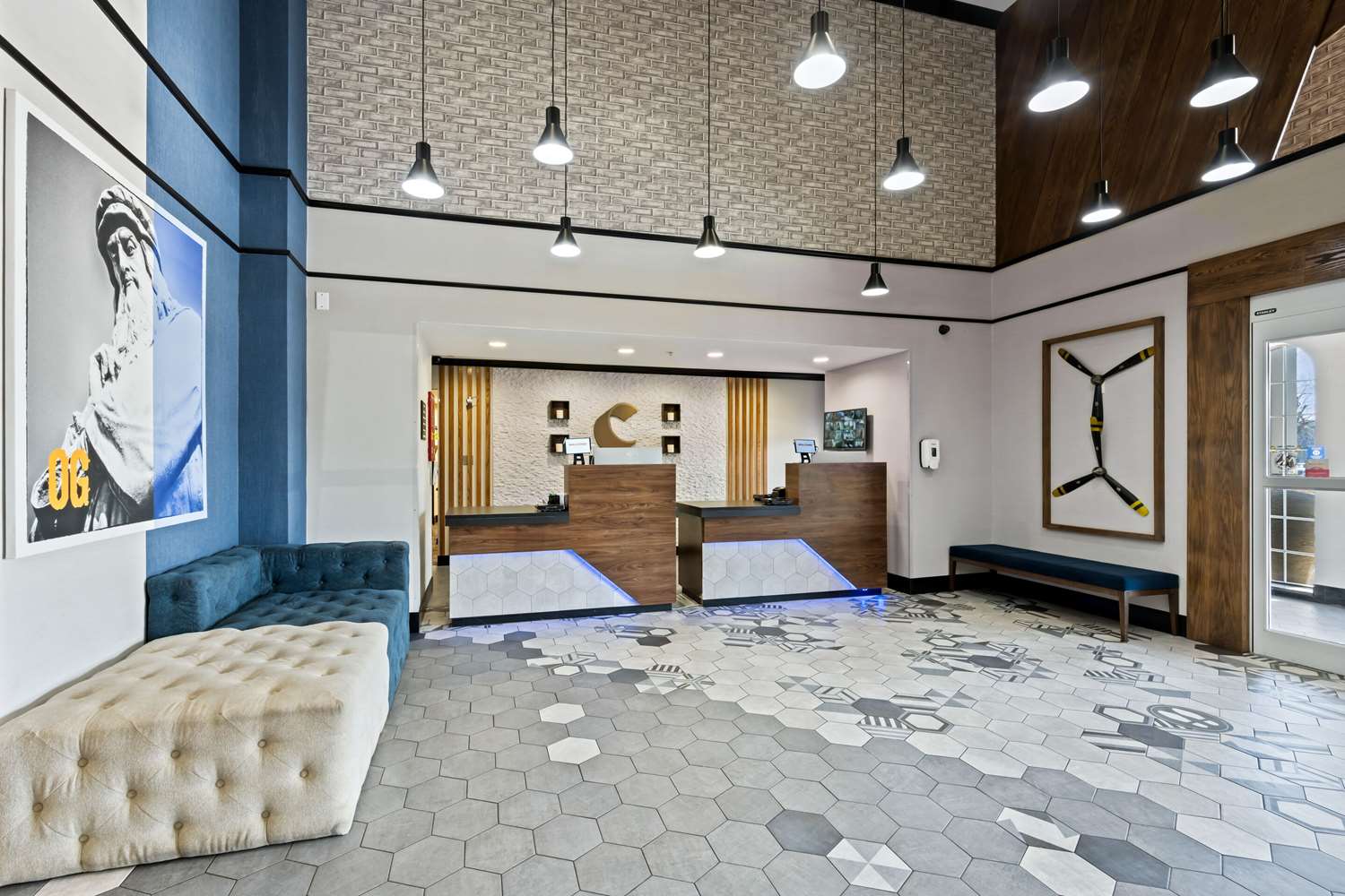 Comfort Suites Newport News Airport VA 8/46