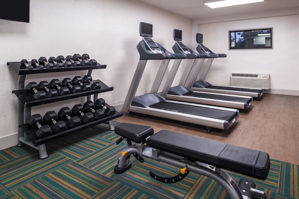 Holiday Inn Express Walnut Creek 38/59