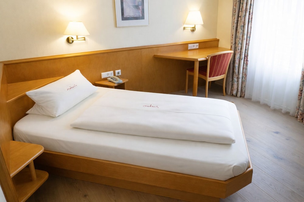 Single, Single Bed
