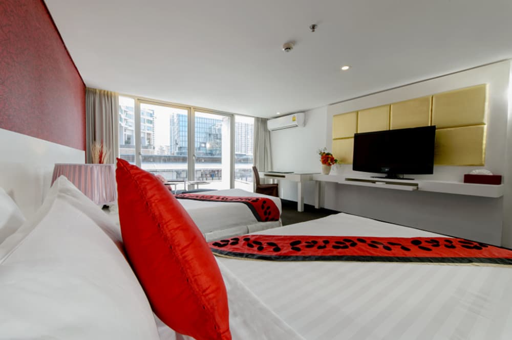 I Residence Hotel Silom 6/67