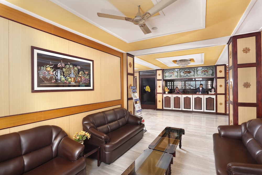 Sri Aarvee Hotels 17/30
