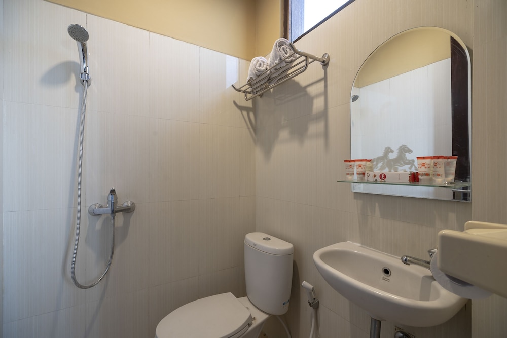 Oyo 612 Dante Guesthouse 66/66