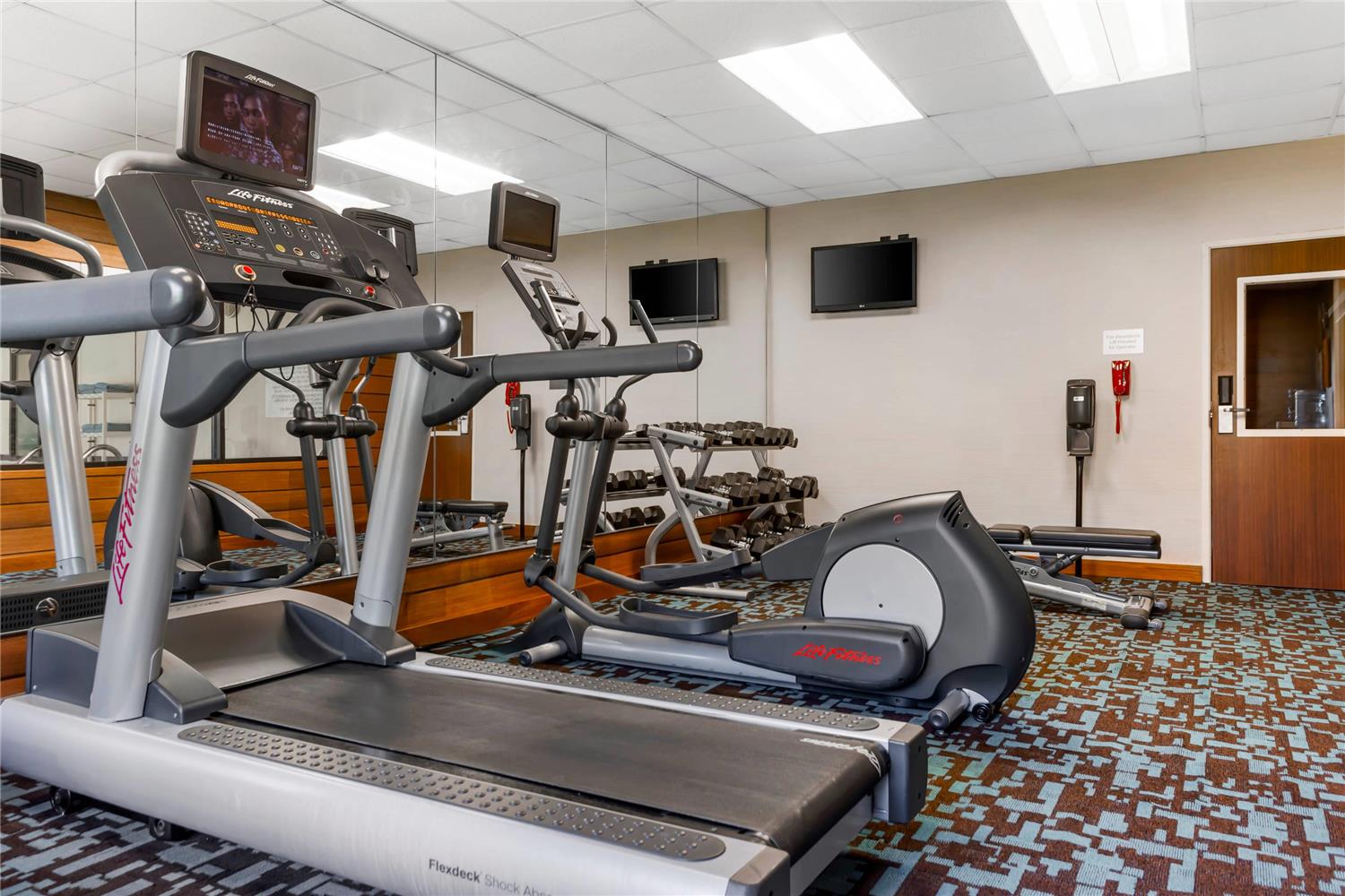 Comfort Inn & Suites Green Bay Stadium Area 10/18