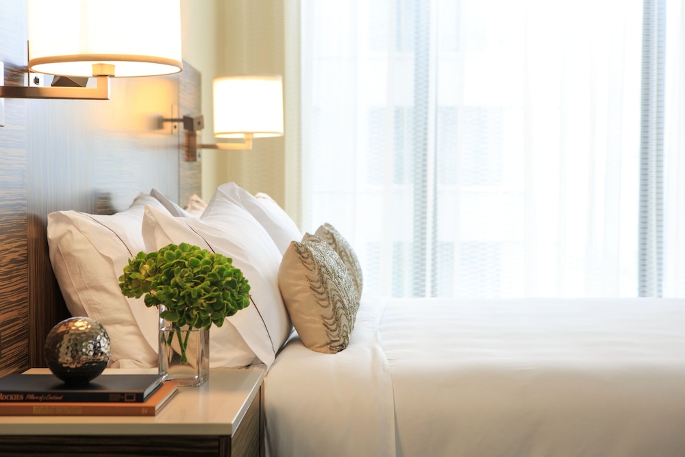 RENAISSANCE DENVER DOWNTOWN CITY CENTER HOTEL 38/56