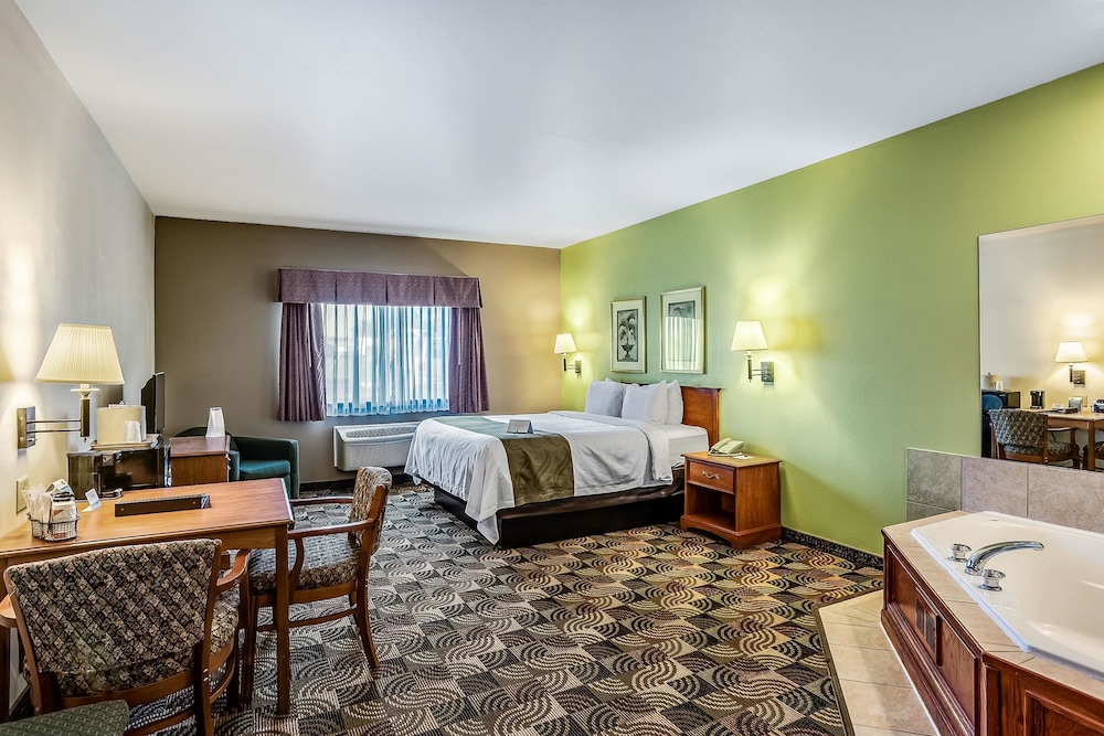 Quality Inn & Suites Hannibal West 14/40