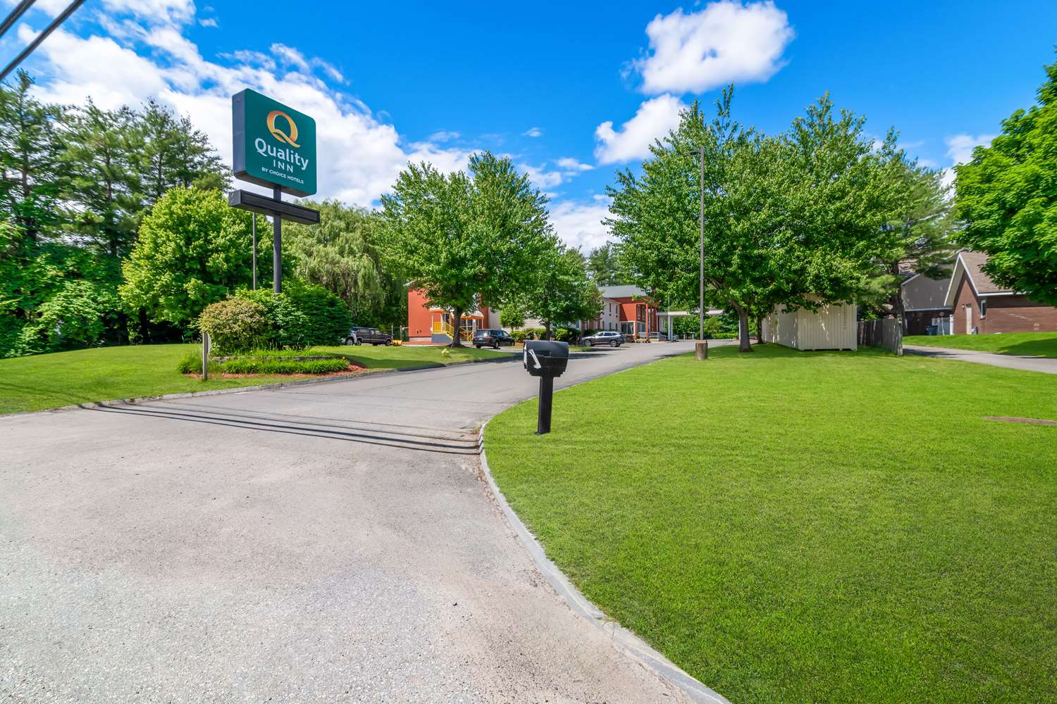 Quality Inn Merrimack - Nashua, NH 29/30