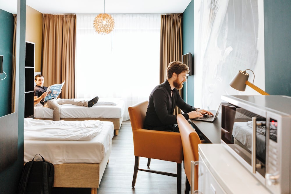 The Hague Teleport Hotel 23/66