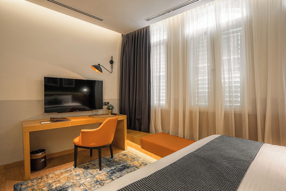 Macalister Hotel managed by The Ascott Limited 20/25