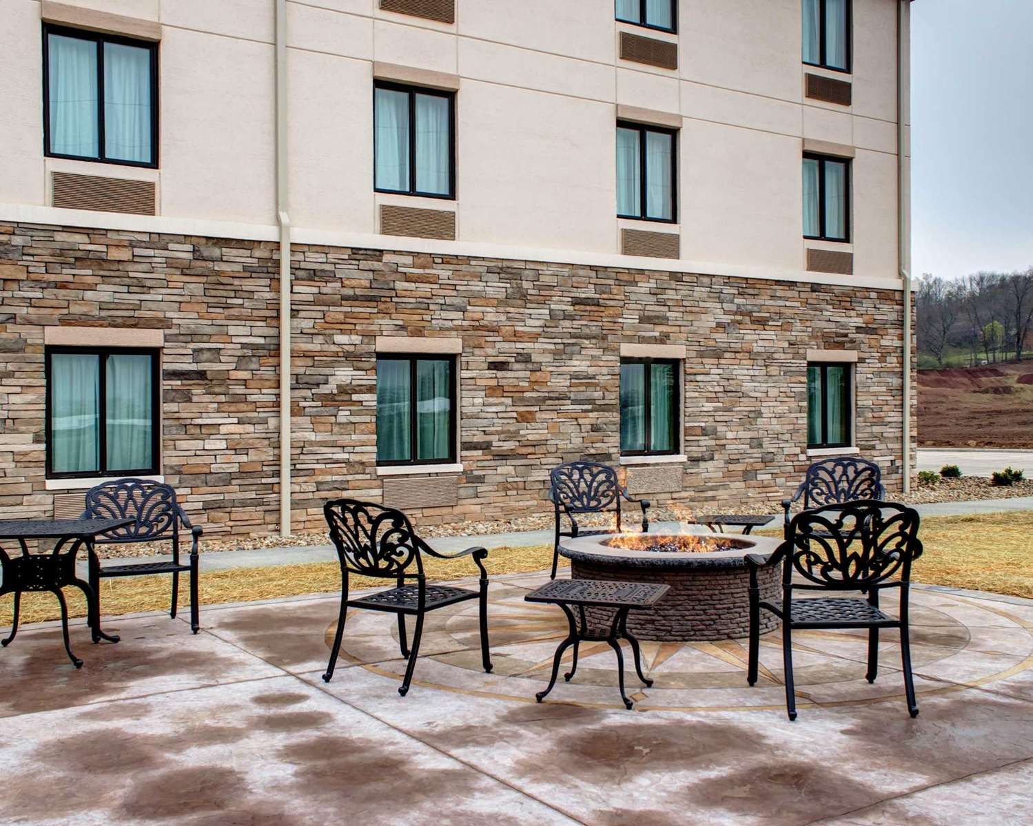 Comfort Inn & Suites Caldwell 35/54