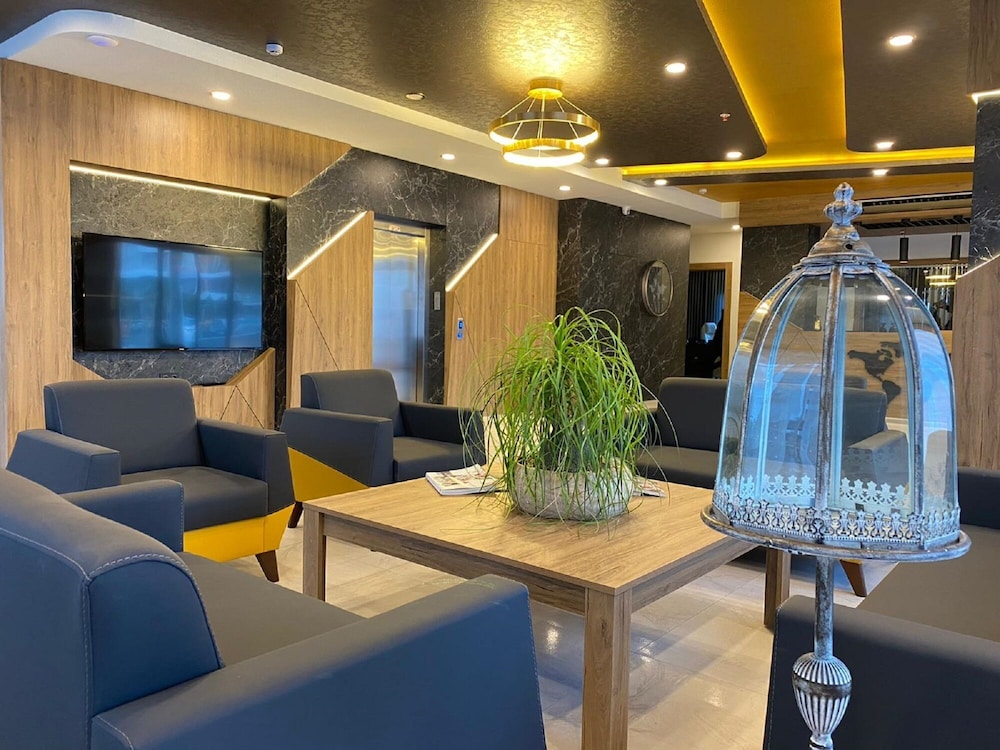 Golden World Suite Hotel 22/35
