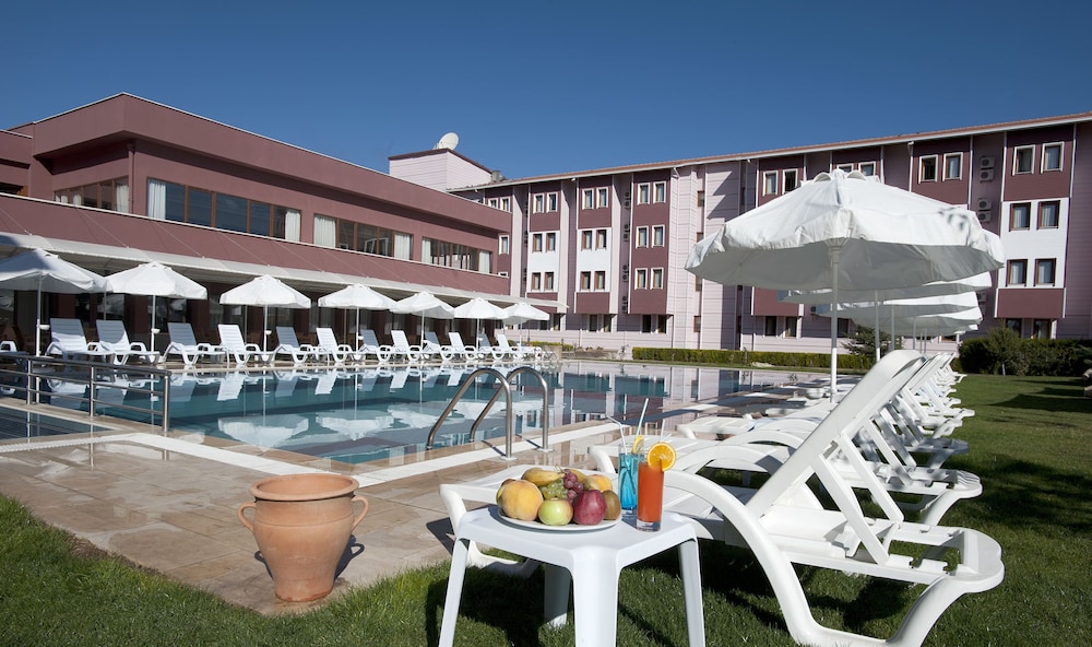 Crystal Kaymakli Hotel Spa 60/62
