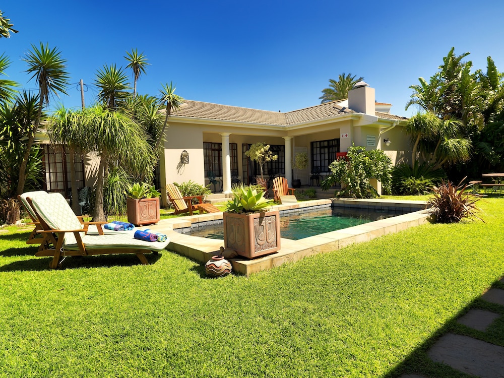 Beachwalk Bed And Breakfast 26/35