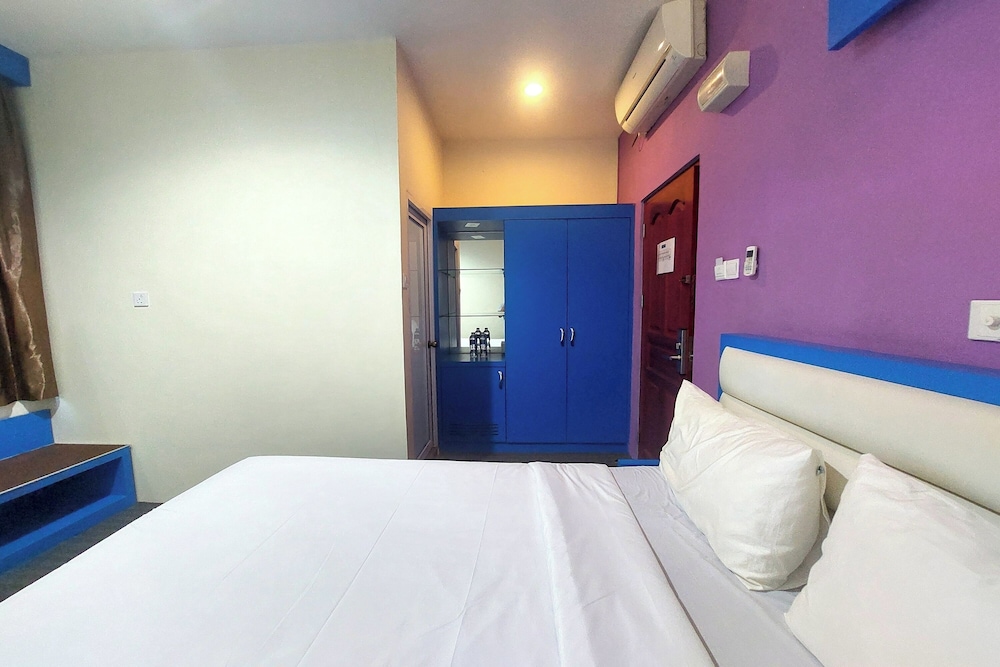 D'MERLION HOTEL 20/55
