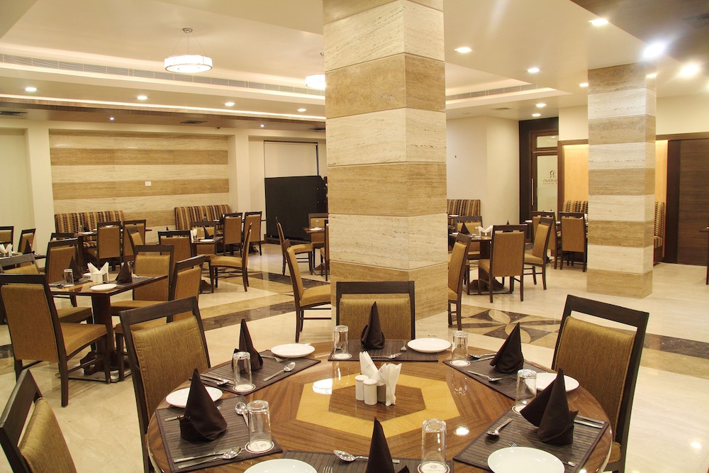 Amantra Comfort Hotel 36/50