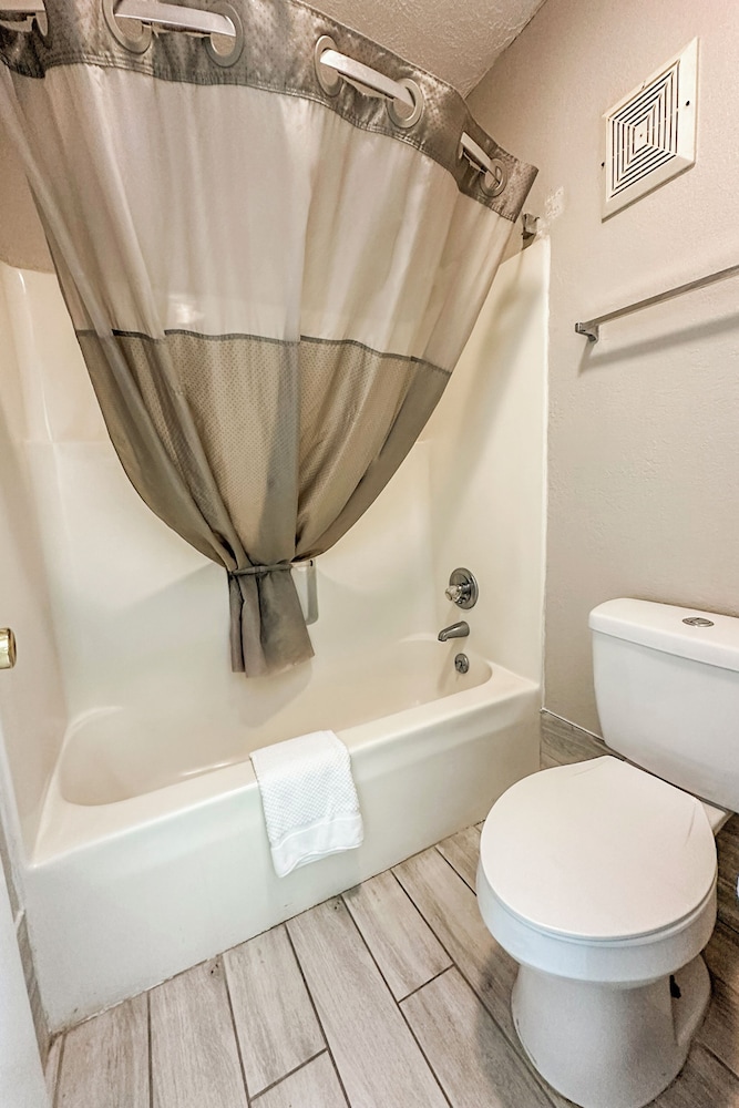 Regal Inn Guntersville Hwy 431 47/50