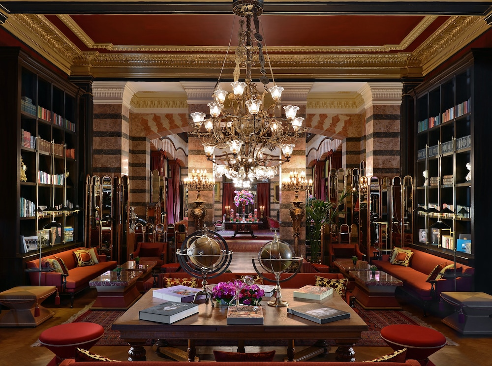 Pera Palace Hotel 34/38