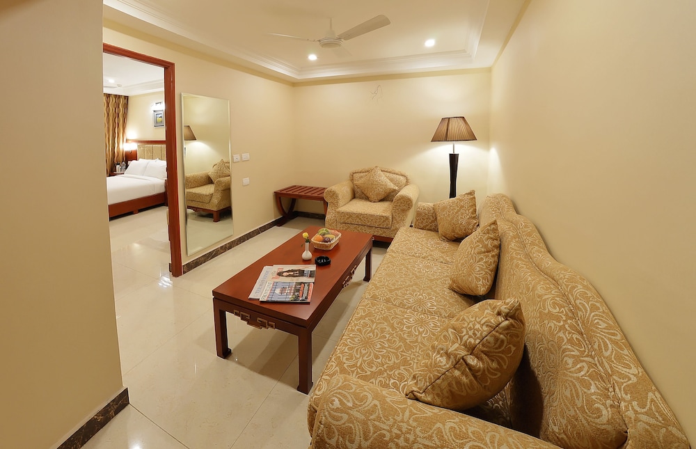 Metro Grand Hotel 28/42
