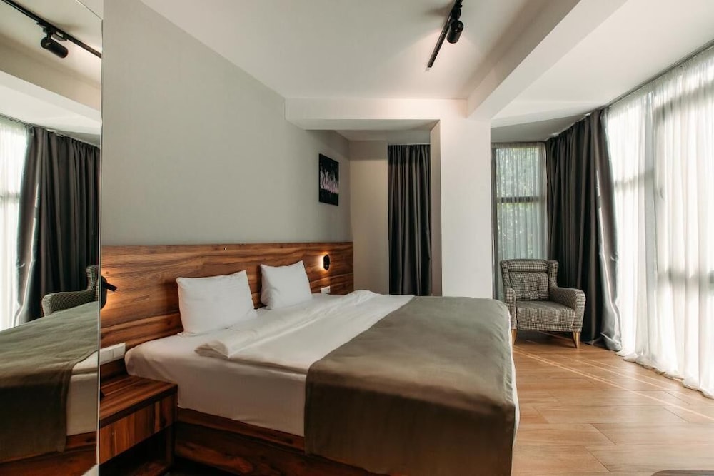 Address Boutique Hotel 18/55