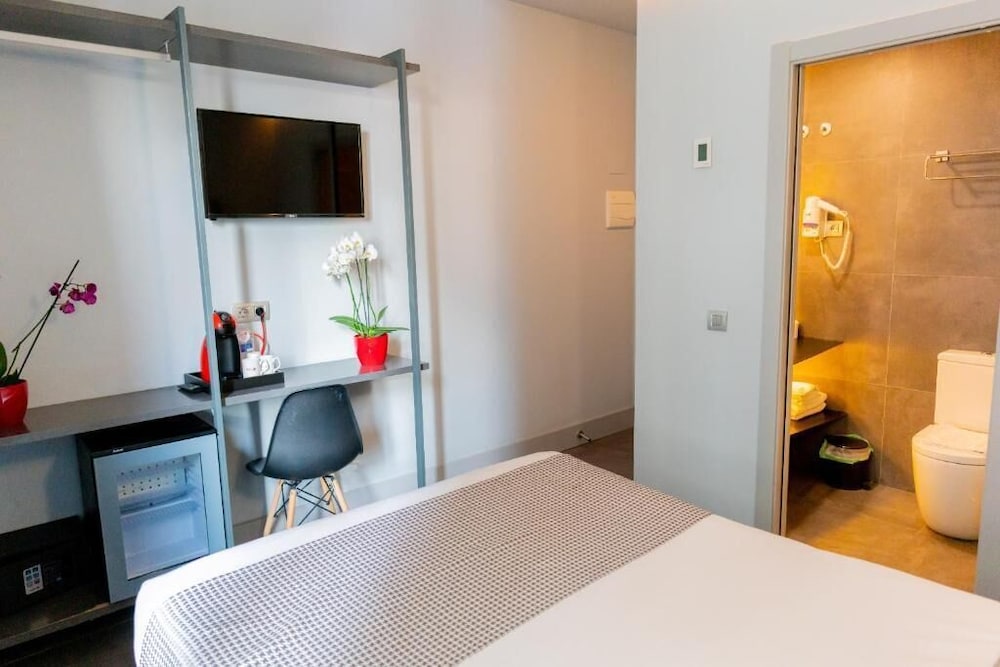 Hostal El Carmen 18/50