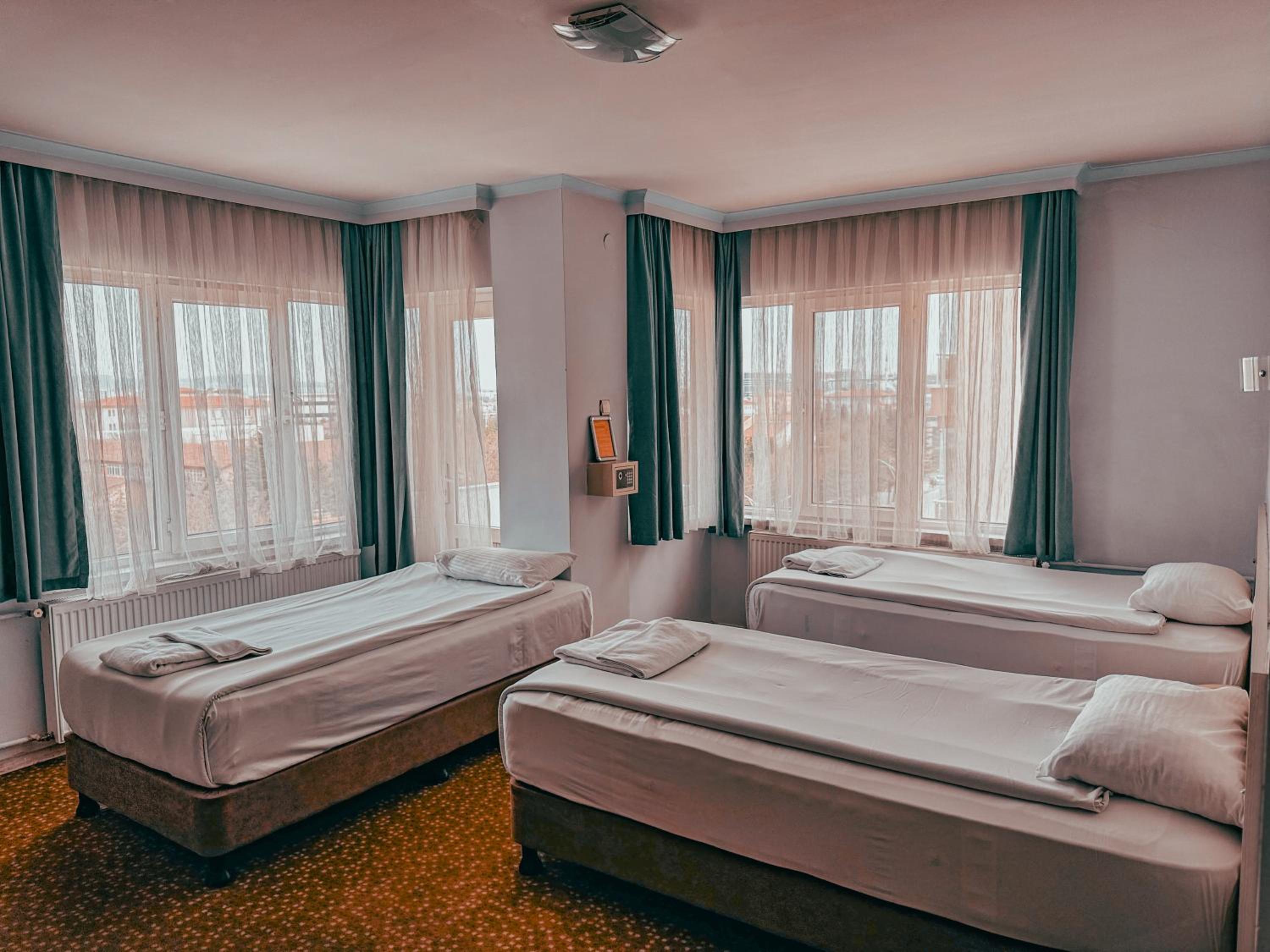 Oreko Otel 11/29