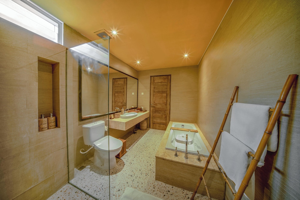 La Mira Villa Seminyak by Ini Vie Hospitality 27/47