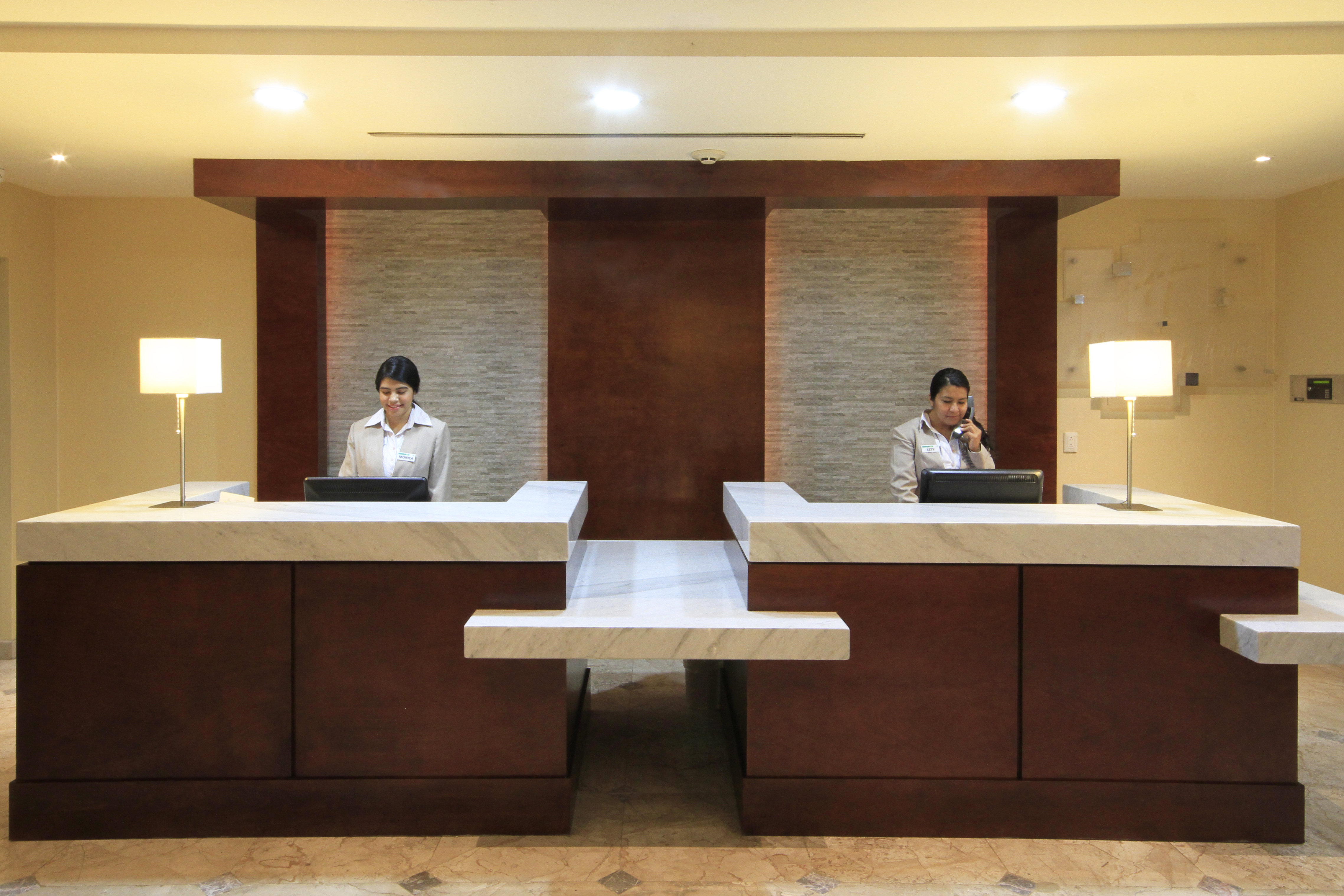 Holiday Inn Monclova 11/50