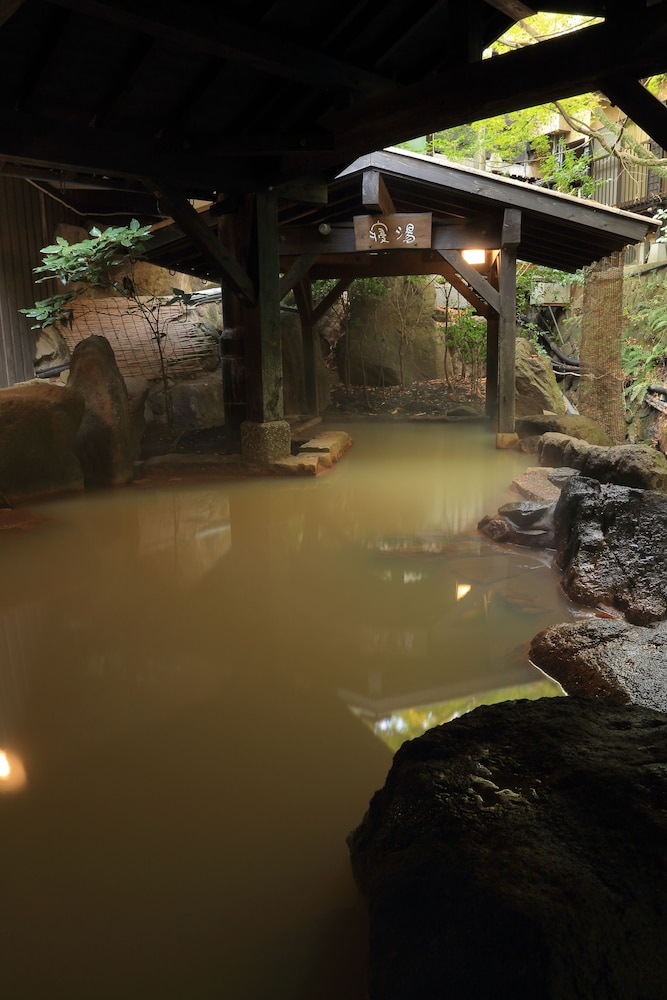 Ryokan Wakaba 40/42