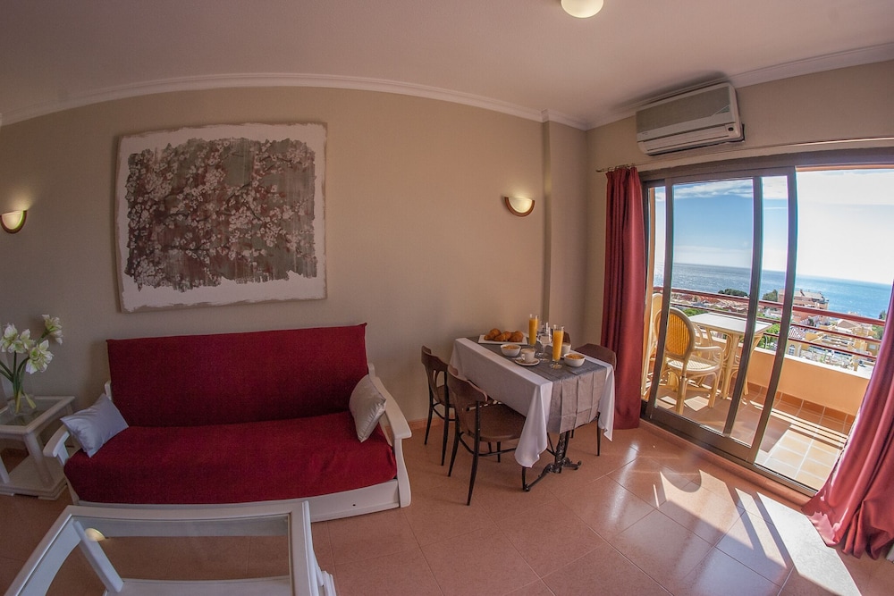 Aguadulce Aparthotel 8/15