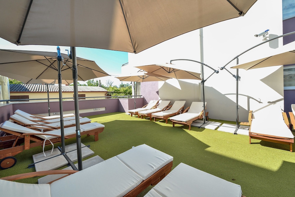 Hotel Zadar 48/54